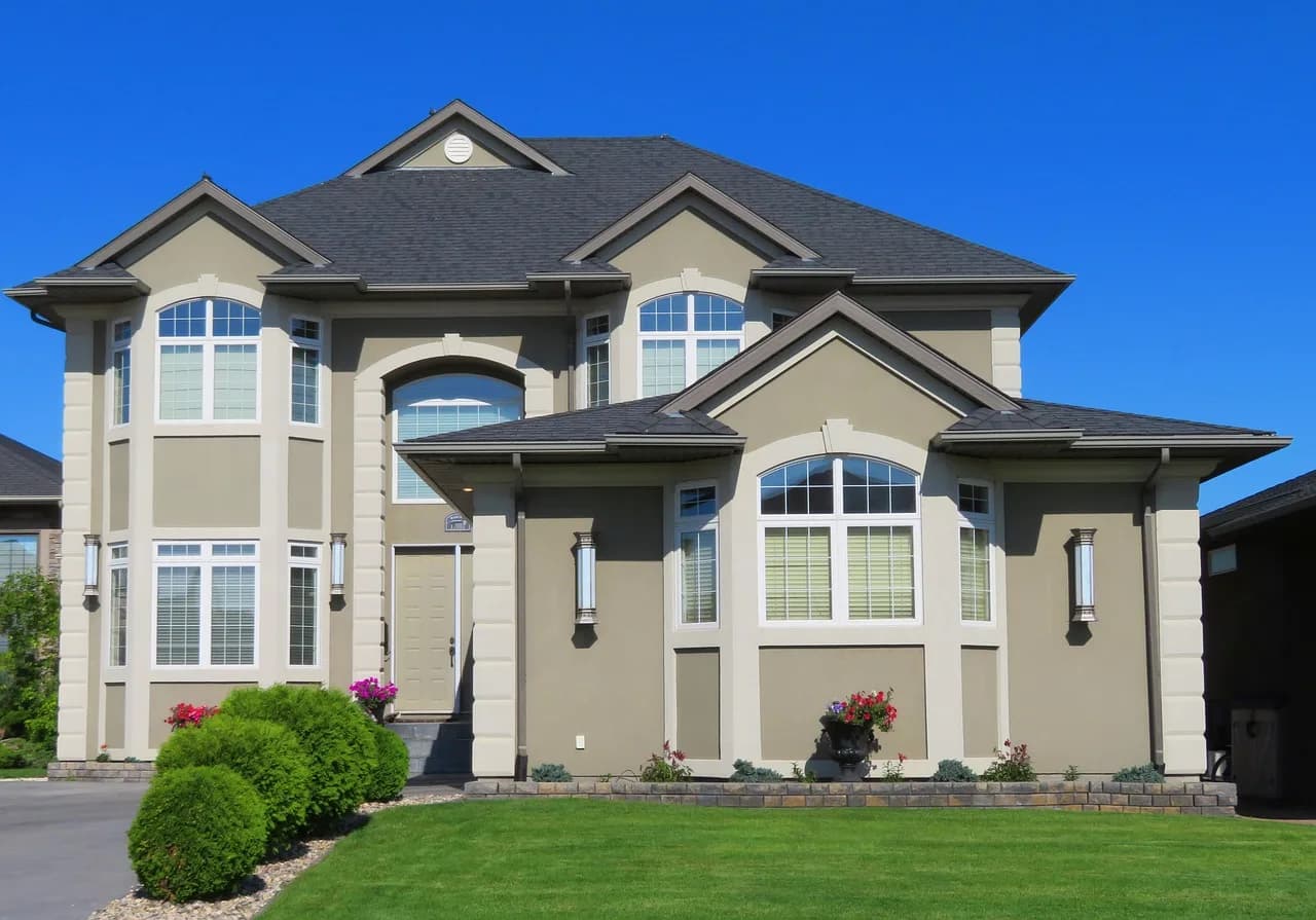 A central-Connecticut home protected by Southington Security
